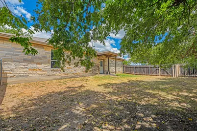 1375 Main Street, Liberty Hill, TX 78642 - Photo 33