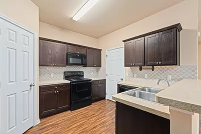 1375 Main Street, Liberty Hill, TX 78642 - Photo 9