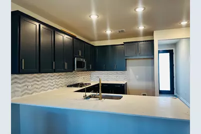 609 Henry Milton Road, Georgetown, TX 78626 - Photo 9