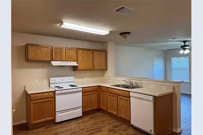 200 Meadow Park Drive, Georgetown, TX 78626 - Photo 5