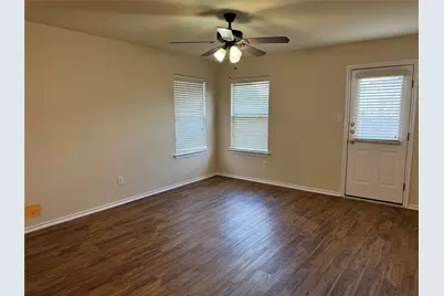200 Meadow Park Drive, Georgetown, TX 78626 - Photo 7