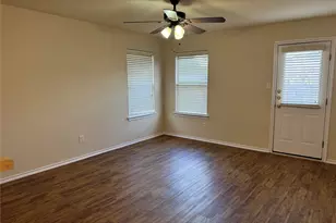 200 Meadow Park Dr, Georgetown, TX 78626 - Photo 7