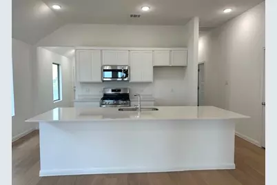 155 Tolo Drive, Elgin, TX 78621 - Photo 3