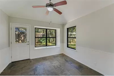 7704 Bramblewood Circle, Austin, TX 78731 - Photo 11