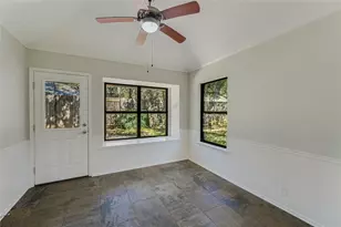 7704 Bramblewood Cir, Austin, TX 78731 - Photo 11