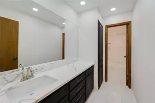 7704 Bramblewood Cir, Austin, TX 78731 - Photo 17