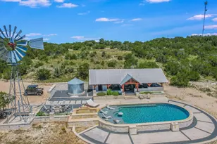 453 Lone Man Mountain Rd, Wimberley, TX 78676 - Photo 17