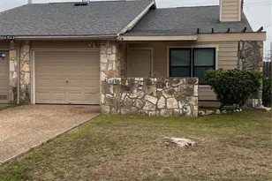 1304B Conway Dr, San Marcos, TX 78666 - Photo 1