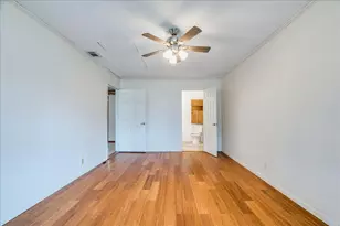 985 N Chambers St, Giddings, TX 78942 - Photo 19