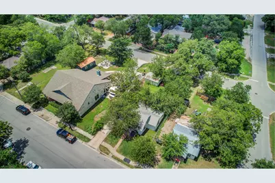 308 E Austin Avenue, Round Rock, TX 78664 - Photo 7
