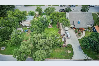 308 E Austin Avenue, Round Rock, TX 78664 - Photo 5