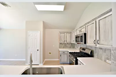 1009 Downridge Drive, Leander, TX 78641 - Photo 7