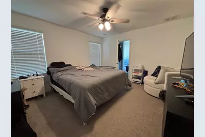 113 Star Pass, Jarrell, TX 76537 - Photo 9