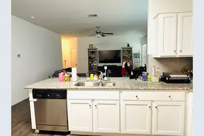 113 Star Pass, Jarrell, TX 76537 - Photo 5