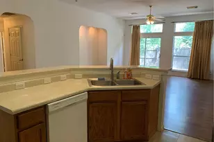 5836 Lomita Verde Cir, Austin, TX 78749 - Photo 13