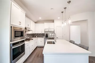 105 Meadow Wood Cove, Georgetown, TX 78626 - Photo 13