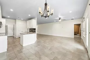 237 Dudley Wy, Fredericksburg, TX 78624 - Photo 3