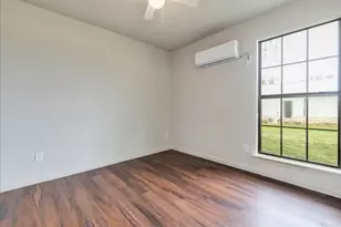 112 Gazley St, Smithville, TX 78957 - Photo 27