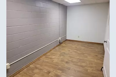 808 Spring Street, Bastrop, TX 78602 - Photo 9