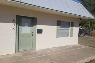 808 Spring St, Bastrop, TX 78602 - Photo 1