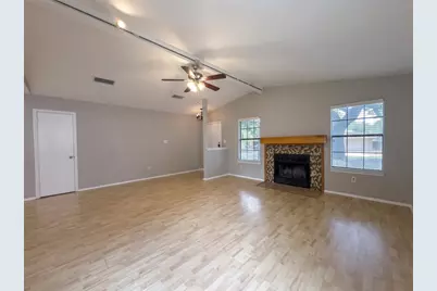 13004 Campos Drive, Austin, TX 78727 - Photo 5