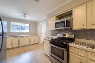 13004 Campos Dr, Austin, TX 78727 - Photo 11