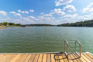 25201 & 25203 Lakeview Dr, Spicewood, TX 78669 - Photo 21