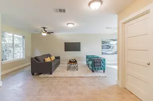 25201 & 25203 Lakeview Dr, Spicewood, TX 78669 - Photo 13