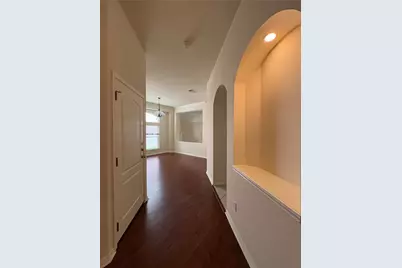 207 Kettleman Lane N, Austin, TX 78717 - Photo 5
