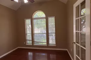 207 Kettleman Ln N, Austin, TX 78717 - Photo 3