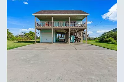 157 Verdia Drive, Crystal Beach, TX 77650 - Photo 3