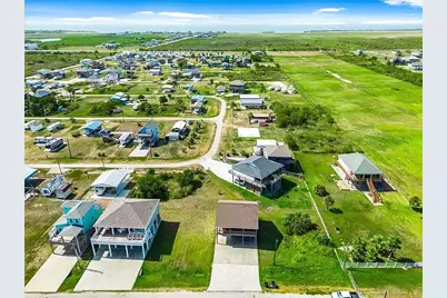 157 Verdia Drive, Crystal Beach, TX 77650 - Photo 35