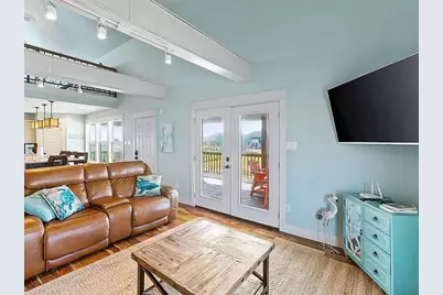 157 Verdia Drive, Crystal Beach, TX 77650 - Photo 11