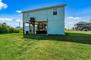 157 Verdia Dr, Crystal Beach, TX 77650 - Photo 31
