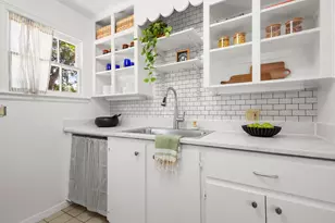 3301 Robinson Ave, Austin, TX 78722 - Photo 3