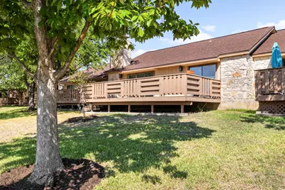 28 Oaks Place, Lago Vista, TX 78645 - Photo 33