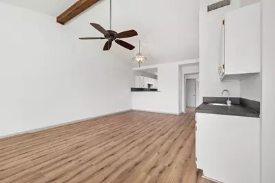 28 Oaks Place, Lago Vista, TX 78645 - Photo 11