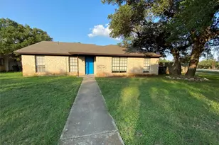 100 Norwood Dr, Georgetown, TX 78628 - Photo 1