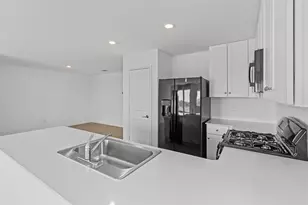 13216 Eastland Dr, Mustang Ridge, TX 78610 - Photo 11