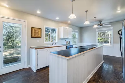 251 Oak Grove Drive, Dripping Springs, TX 78620 - Photo 13