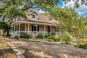 251 Oak Grove Dr, Dripping Springs, TX 78620 - Photo 5