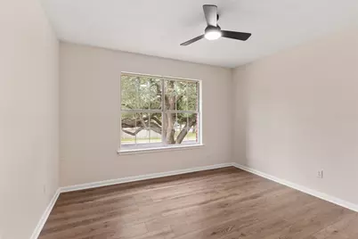 13102 Hunters Chase Drive, Austin, TX 78729 - Photo 17