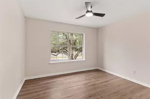 13102 Hunters Chase Dr, Austin, TX 78729 - Photo 19