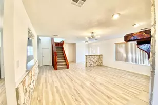 114 Hollaway Ave, La Grange, TX 78945 - Photo 3