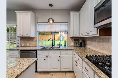 5847 Back Bay Lane, Austin, TX 78739 - Photo 15