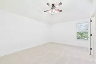 1819 Village Oak Ct, Austin, TX 78704 - Photo 21