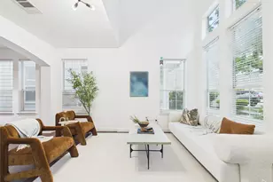 1819 Village Oak Ct, Austin, TX 78704 - Photo 3
