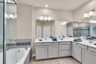 129 Birkshire Drive, Georgetown, TX 78626 - Photo 25