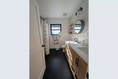 306 Deer Creek Circle, Dripping Springs, TX 78620 - Photo 11