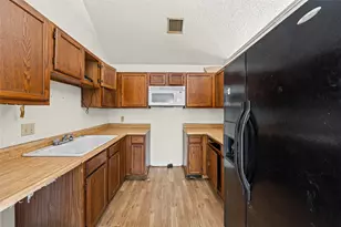 2107 Caprice Dr, Killeen, TX 76543 - Photo 11